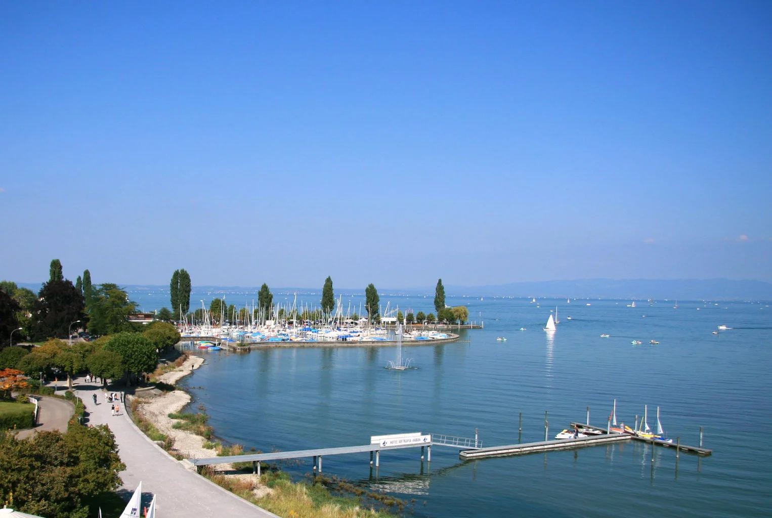 Friedrichshafen (EDNY / FDH)