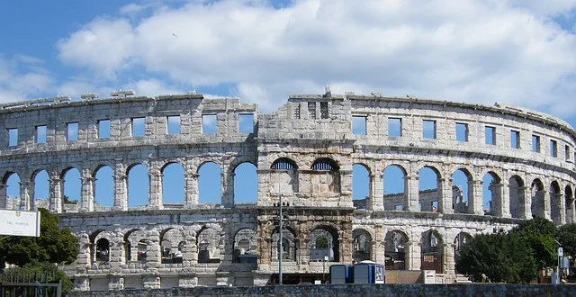 Pula (LDPL / PUY)